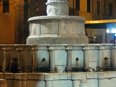 fontana pigna